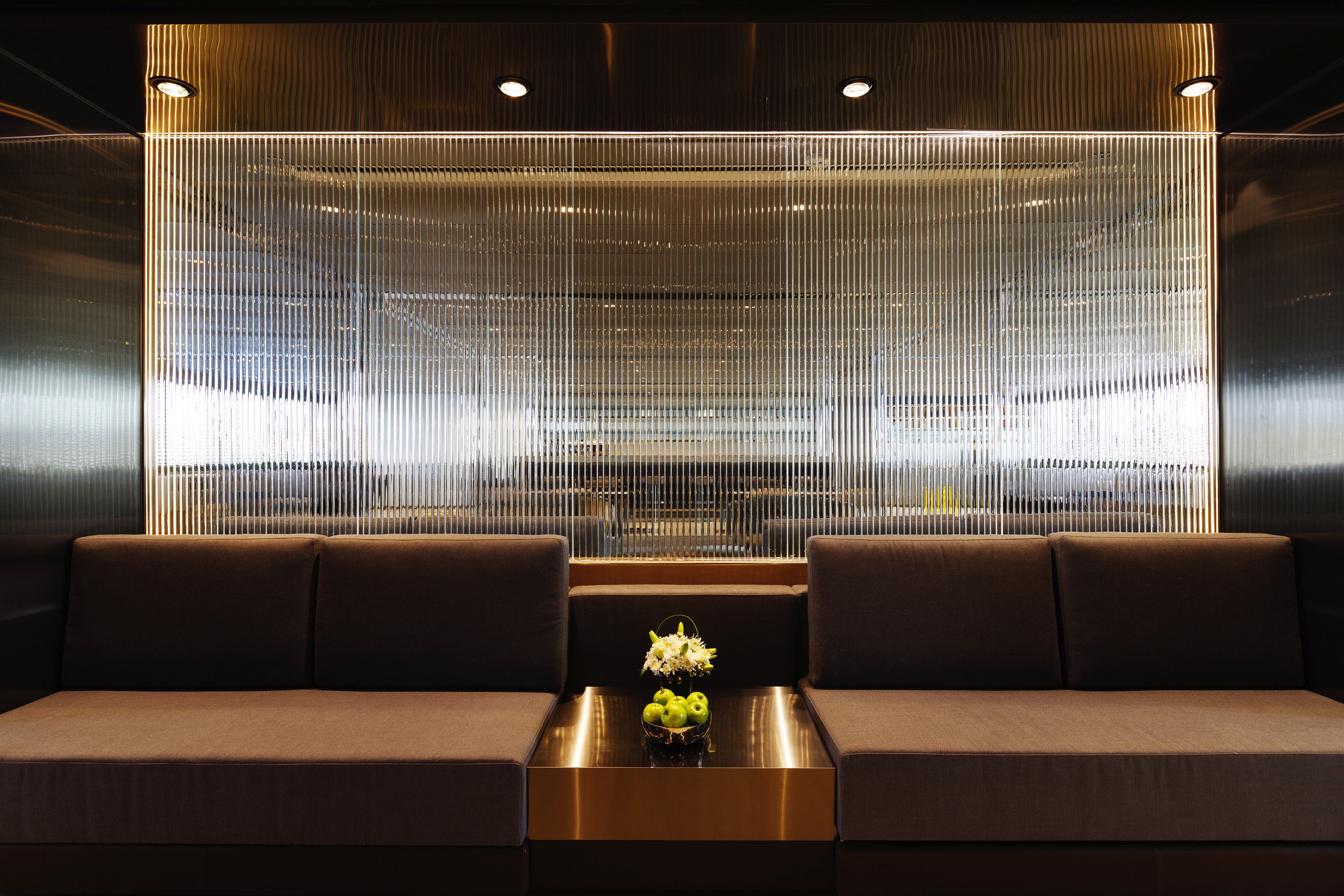 Emerald Sakara - Reception